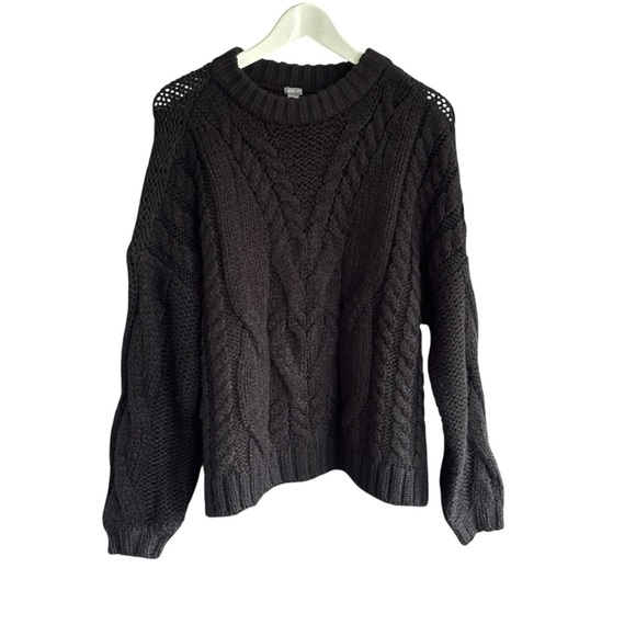 Aerie Black Chunky Cable Knit Oversized Sweater Size Small Petite - Picture 2 of 5